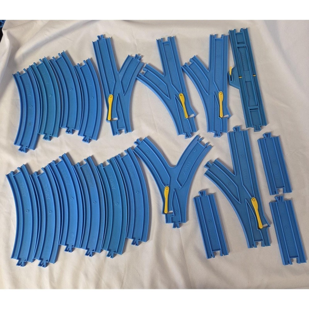 Thomas the Train Lot of 6 Tomy Blue Switch Track Pieces 2002